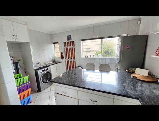 3 BEDROOM TOWNHOUSE FOR SALE IN MULBARTON